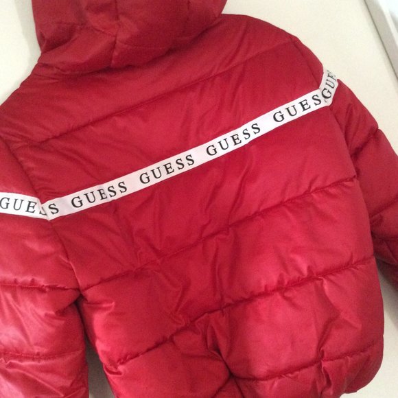 Red Guess puff jacket - Picture 2 of 6